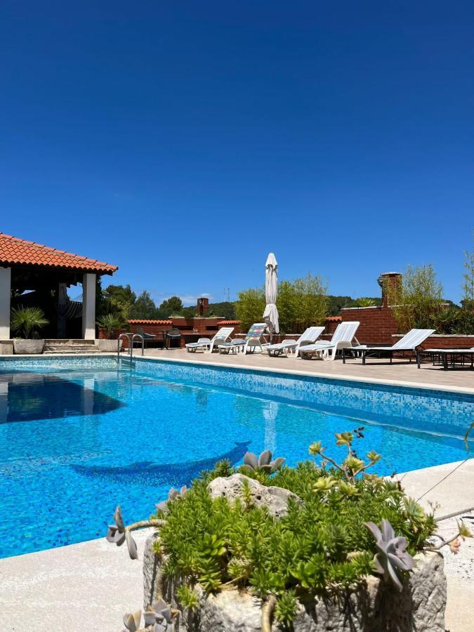 Ferienwohnung Gorana Apartman With Swimming Pool Jelsa  Exterior foto